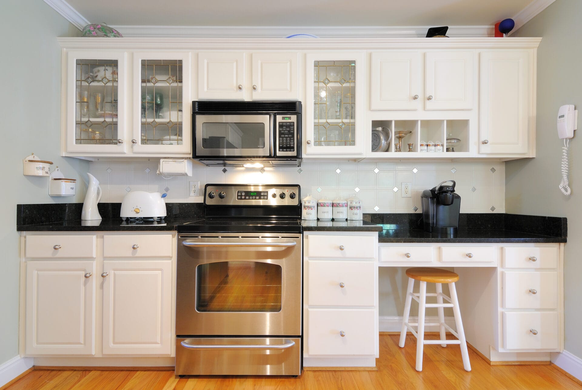 Cabinets Installation From Pat's Carpet in Brea, CA