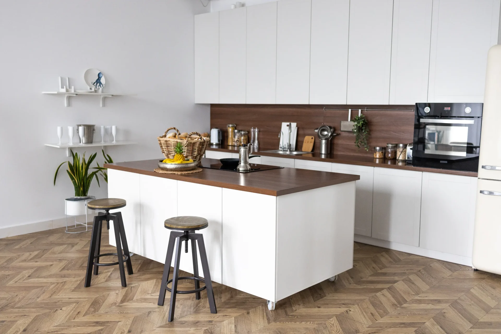 2025 Flooring Trends for Brea, CA Homes Brea, CA flooring trends 2025 featuring warm tones, natural materials, and statement tiles